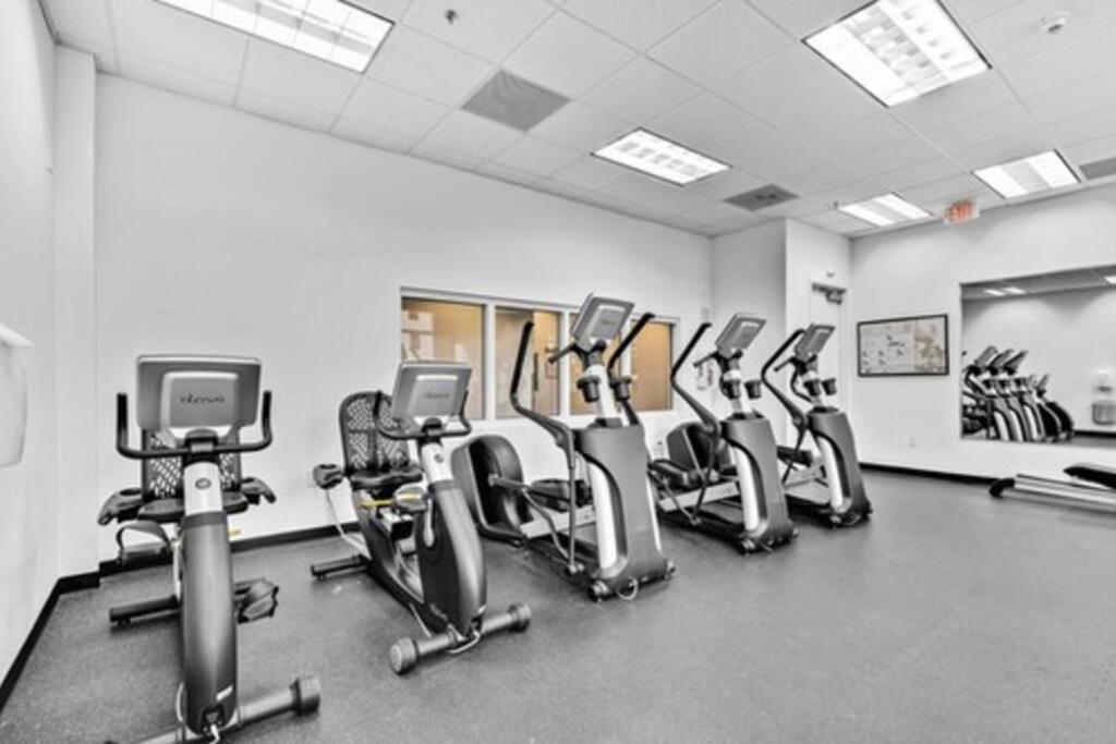 Modern 2/2 With Beautiful Ocean And Brickell Views Apartment ไมอามี ภายนอก รูปภาพ