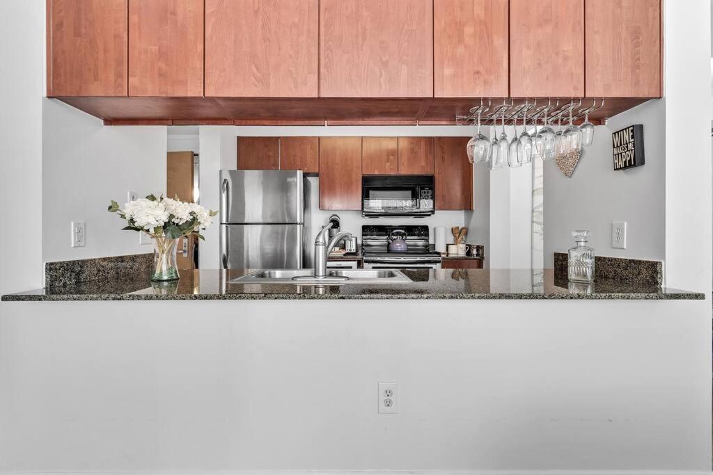 Modern 2/2 With Beautiful Ocean And Brickell Views Apartment ไมอามี ภายนอก รูปภาพ